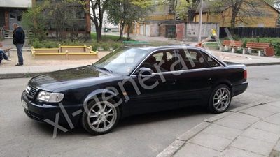 Лобовое стекло Audi S6 C4